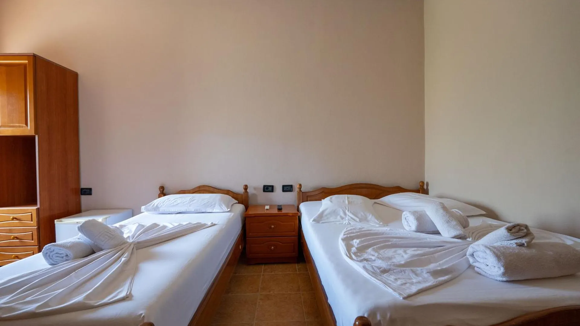 Hotel Nika Radhime