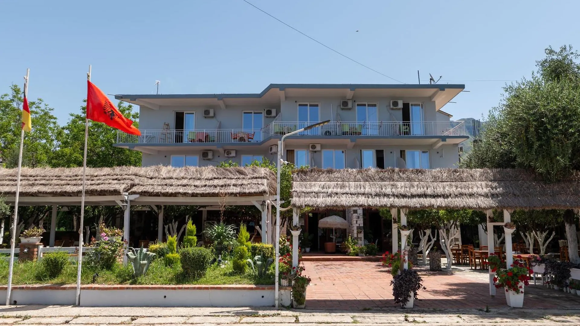 Hotel Nika Radhime