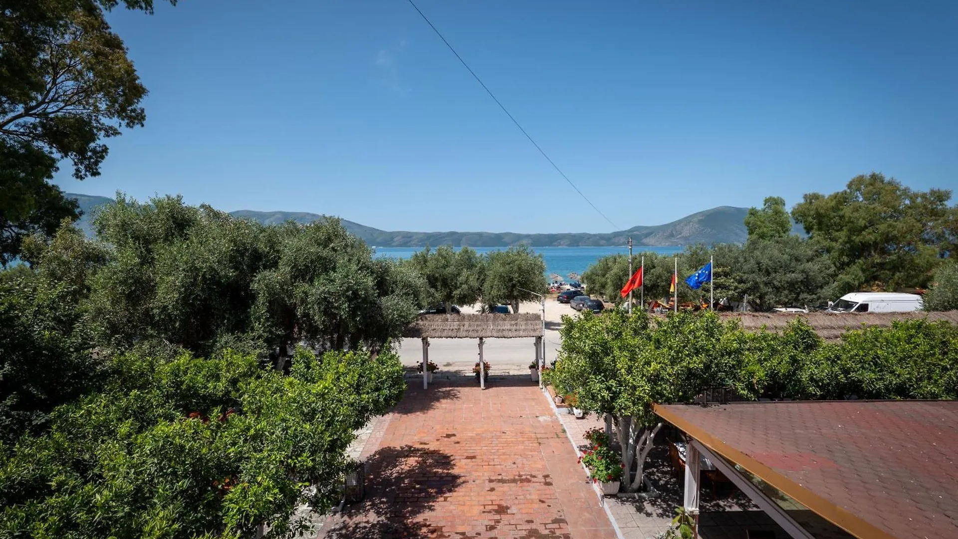 Hotel Nika Radhime 2*,  Albania