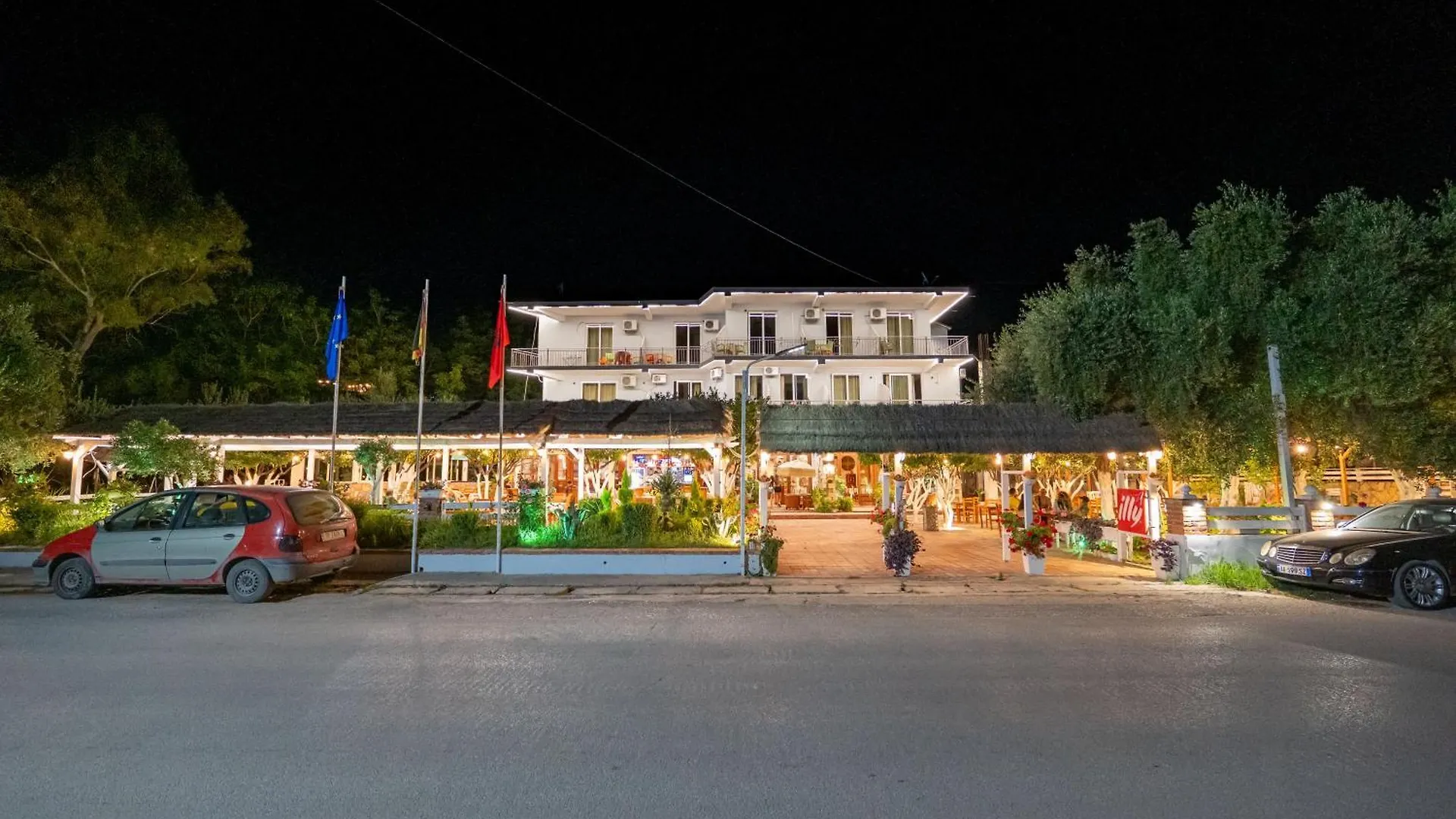 Hotel Nika Radhime